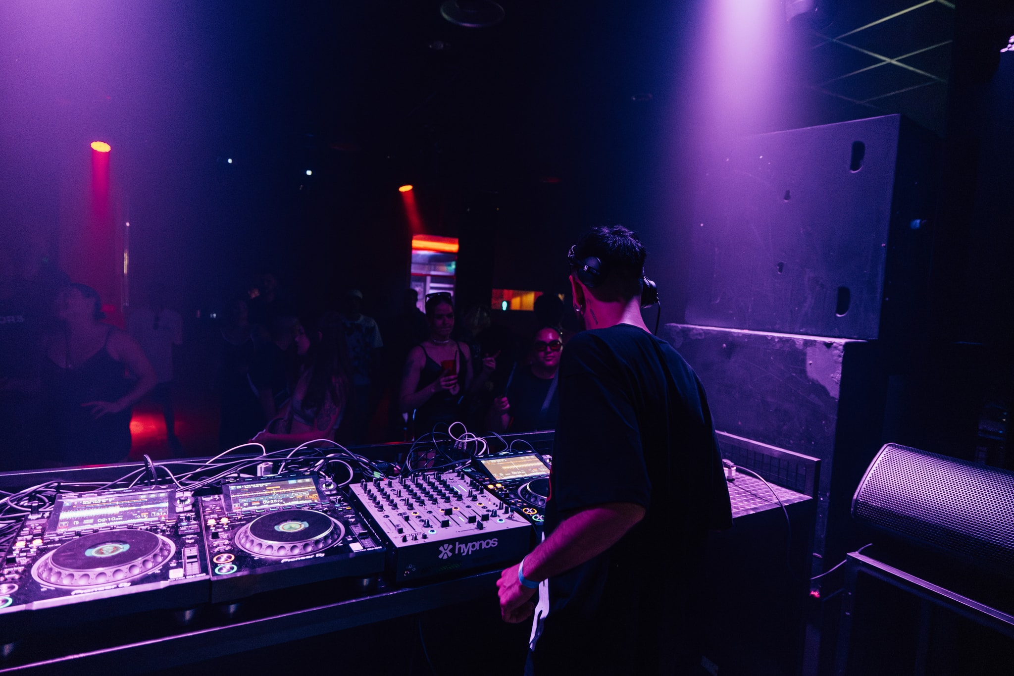 Gallery image for ANTIYIS